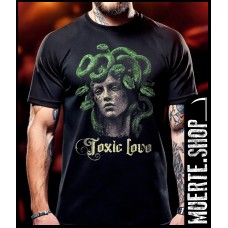Черна тениска TOXIC LOVE GORGONA с щампа Черна тениска TOXIC LOVE GORGONA с щампа