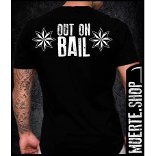 Черна тениска OUT ON BAIL